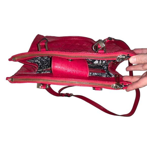 Red GUESS Purse with Cool Graphic Lining‎ - Many Pockets and Compartments - Picture 5 of 16